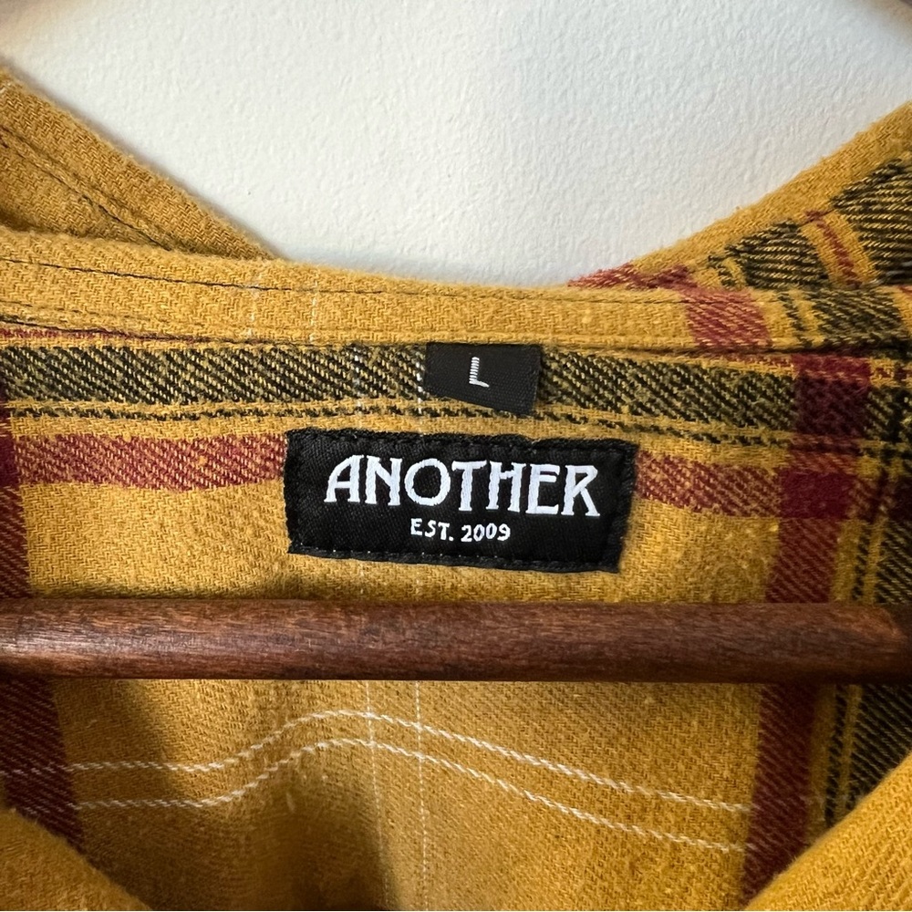 Another Flannel - Picture 4 of 5